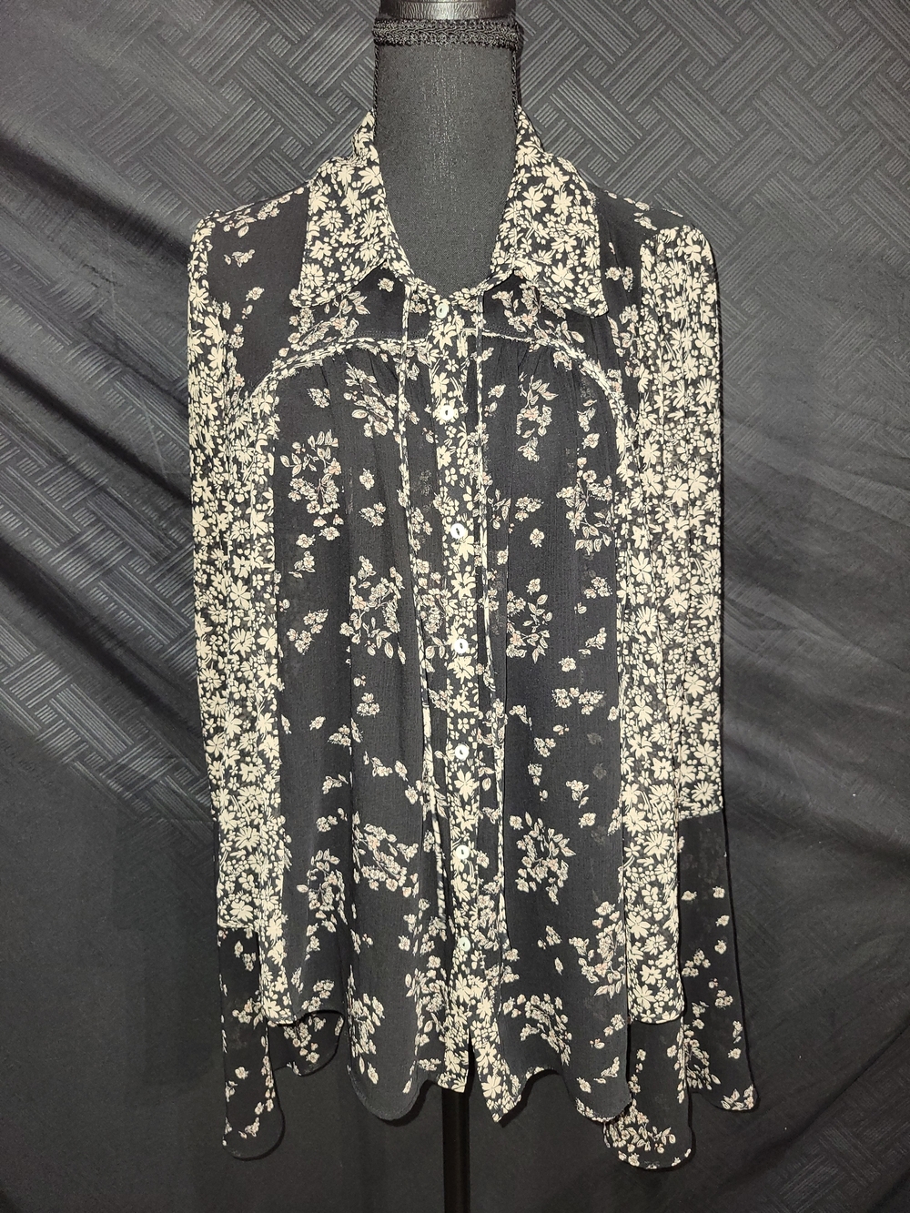 Free People Serena Floral Bell Sleeve Printed Blouse Black Combo Lrg